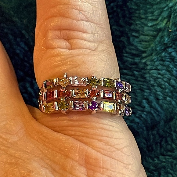 Multi gemstone ring: amethyst citrine garnet peridot plus** Size 6 NWOT - Picture 4 of 4